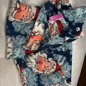 LuLaRoe leggings.